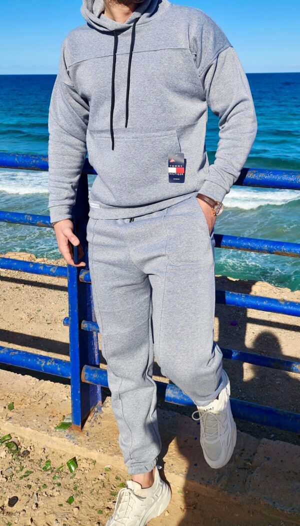 ⁦Jogging homme Tommy Hilfiger model 2025⁩ - الصورة ⁦7⁩