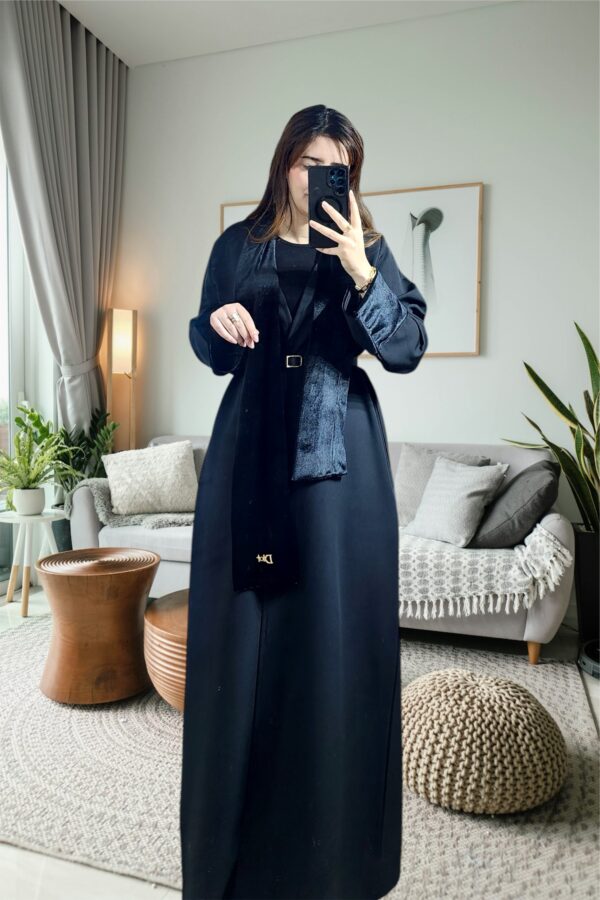 ⁦Abaya Dior⁩ - الصورة ⁦2⁩