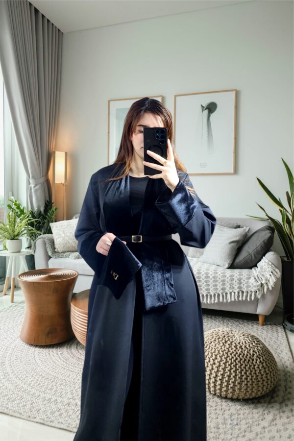 ⁦Abaya Dior⁩ - الصورة ⁦4⁩
